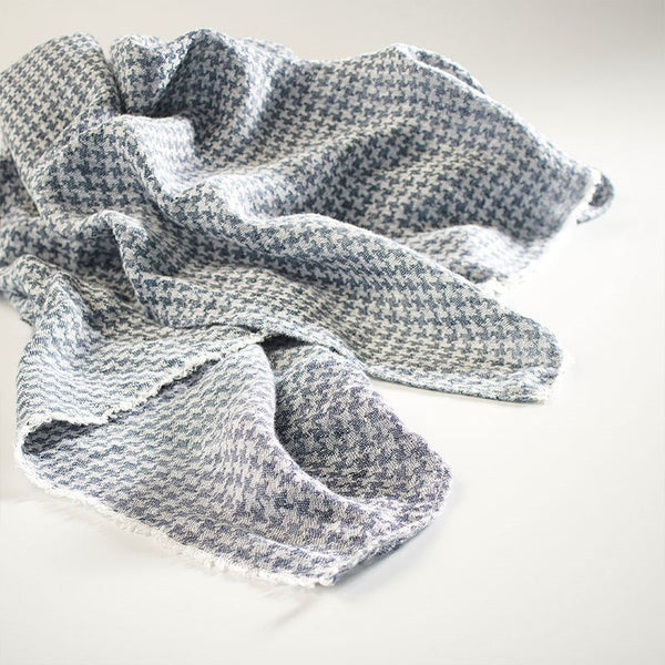 Ordonne Linen Houndstooth Throw - Navy