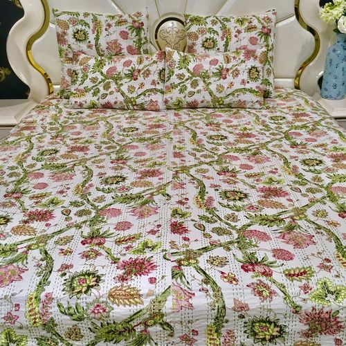 Kantha Quilt Daisy Flowers White