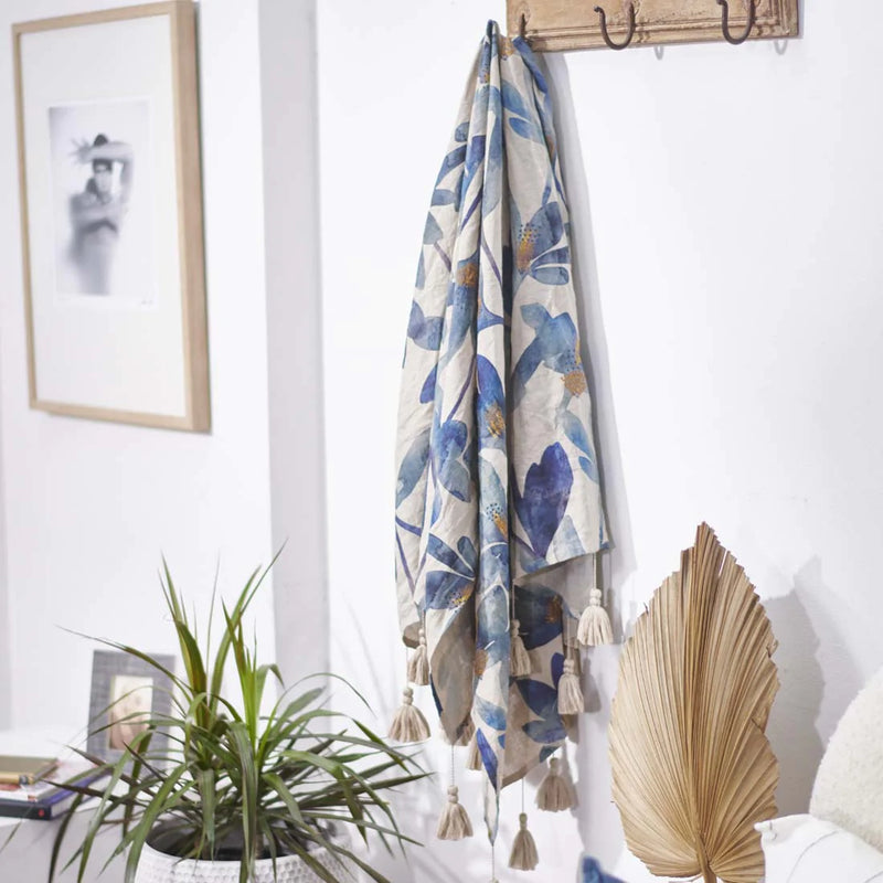 The Tulip Linen Throw